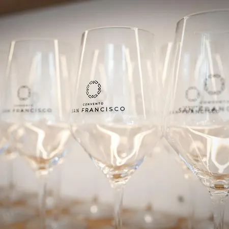 & Convento San Francisco