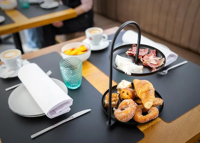 & Convento San Francisco