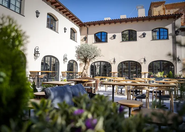 Hotel & Convento San Francisco 4*